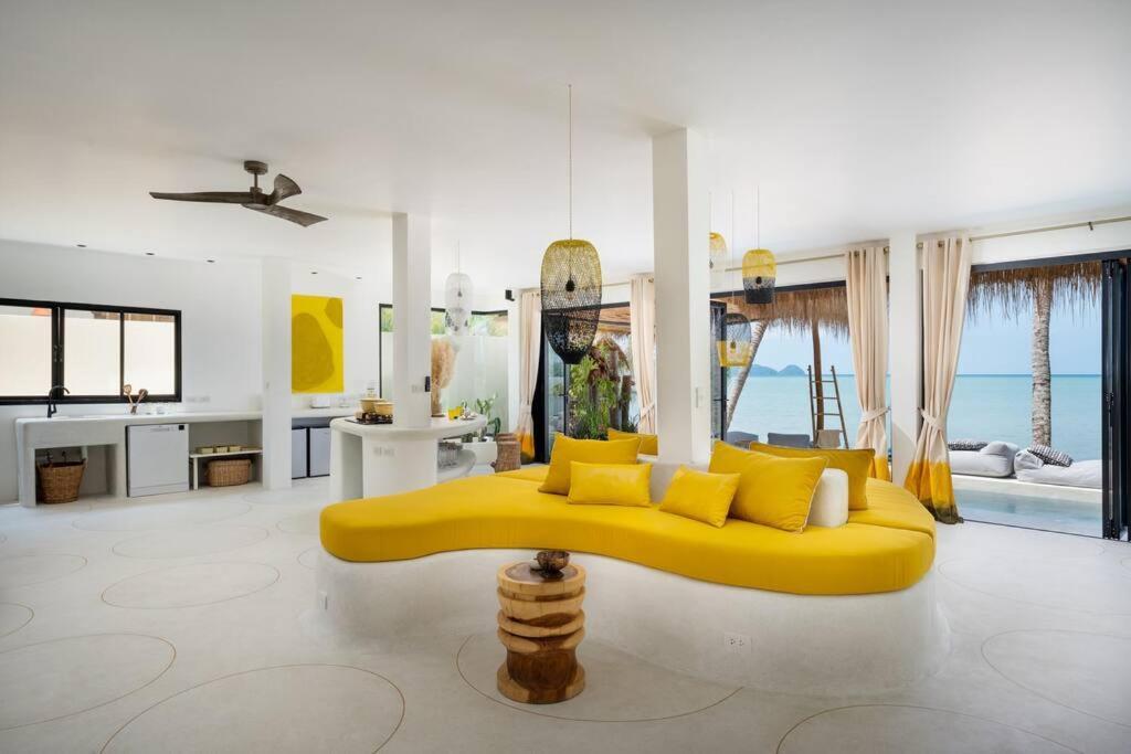 Villa Le Cerf Dore Hinkong Bagian luar foto